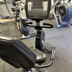 Life fitness  Recumbent bike