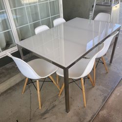 Glass Dining Table With Chairs 
