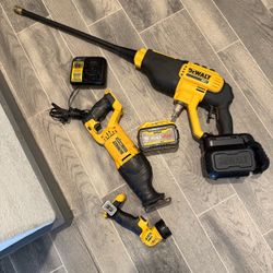 Dewalt power tool set