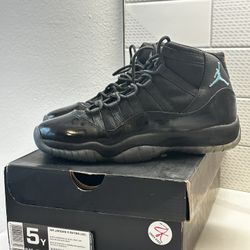 2013 Authentic Jordan Retro 11 Gamma Sneakers - Big Kids 5Y