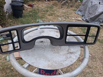 2001. Chevy Tahoe. Gage. Cover.  Part