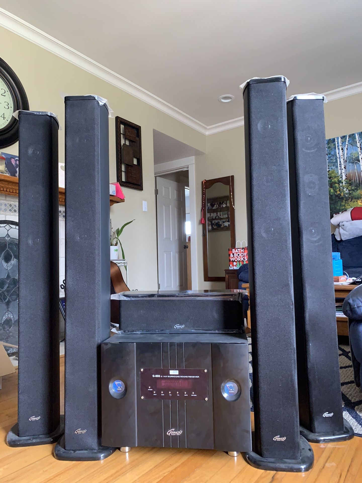 Genesis Media Labs G-608 Receiver, 4 Tower Speakers, & Center Speaker