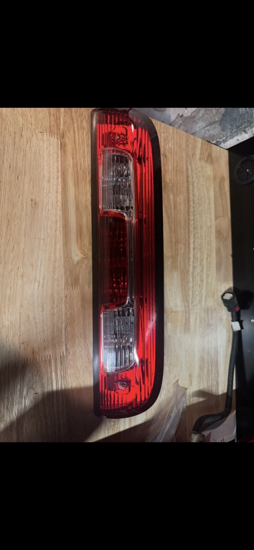 19-24 Silverado halogen third brake light