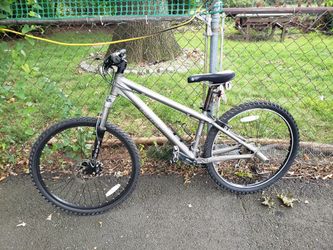 Giant stp 2 mountain bike sale