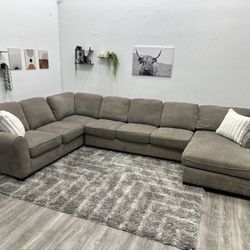 Sectional Couch - Free Delivery 🚛