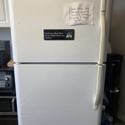 Kenmore Pre Owned Refrigerador 
