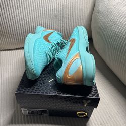 🔥 FOR SALE: Men’s Size 9.5 Nike Kobe 6 Protro “Jalen Brunson Statue of Liberty” 🔥