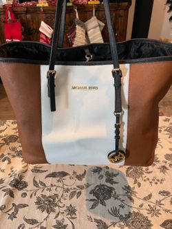 Micheal Kors tote