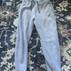 Nike Tech Pants 