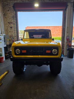 Classic Ford Bronco Restored Yellow & Black 4x4