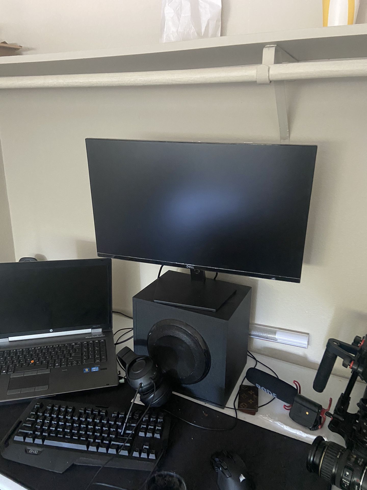 DELL 27 inch ips LED free sync monitor 75Hz