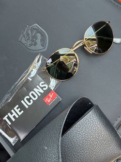 Ray-Ban Round Sunglasses