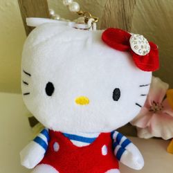 Hello Kitty Plushie Keychains💞