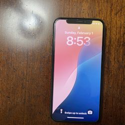 Apple iPhone Xs 64GB Unlocked
