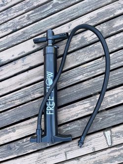 Paddle board hand pump