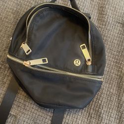 Lululemon Crossbody Bag/ Back Pack 