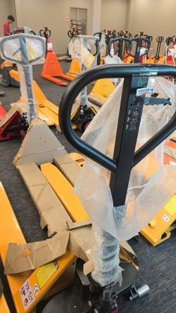 Used High Lift Truck A-1015 | 45" x 27" Forks