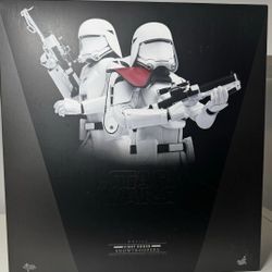 Hot Toys 🔥 F.O. Snowtroopers 