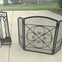 Very Heavy Duty Iron Fire Place Screen With Tools Set 