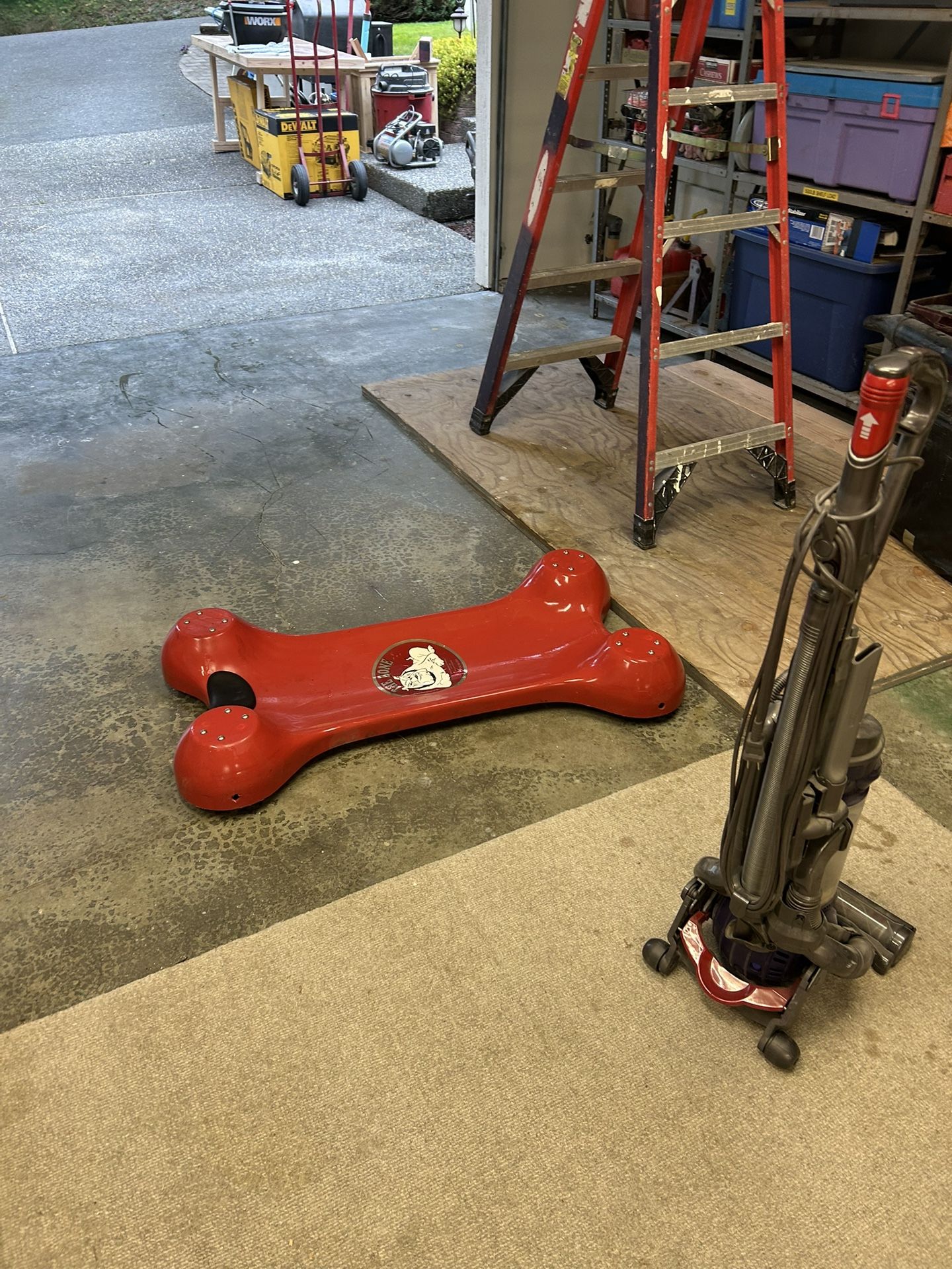 Dog Bone Creaper