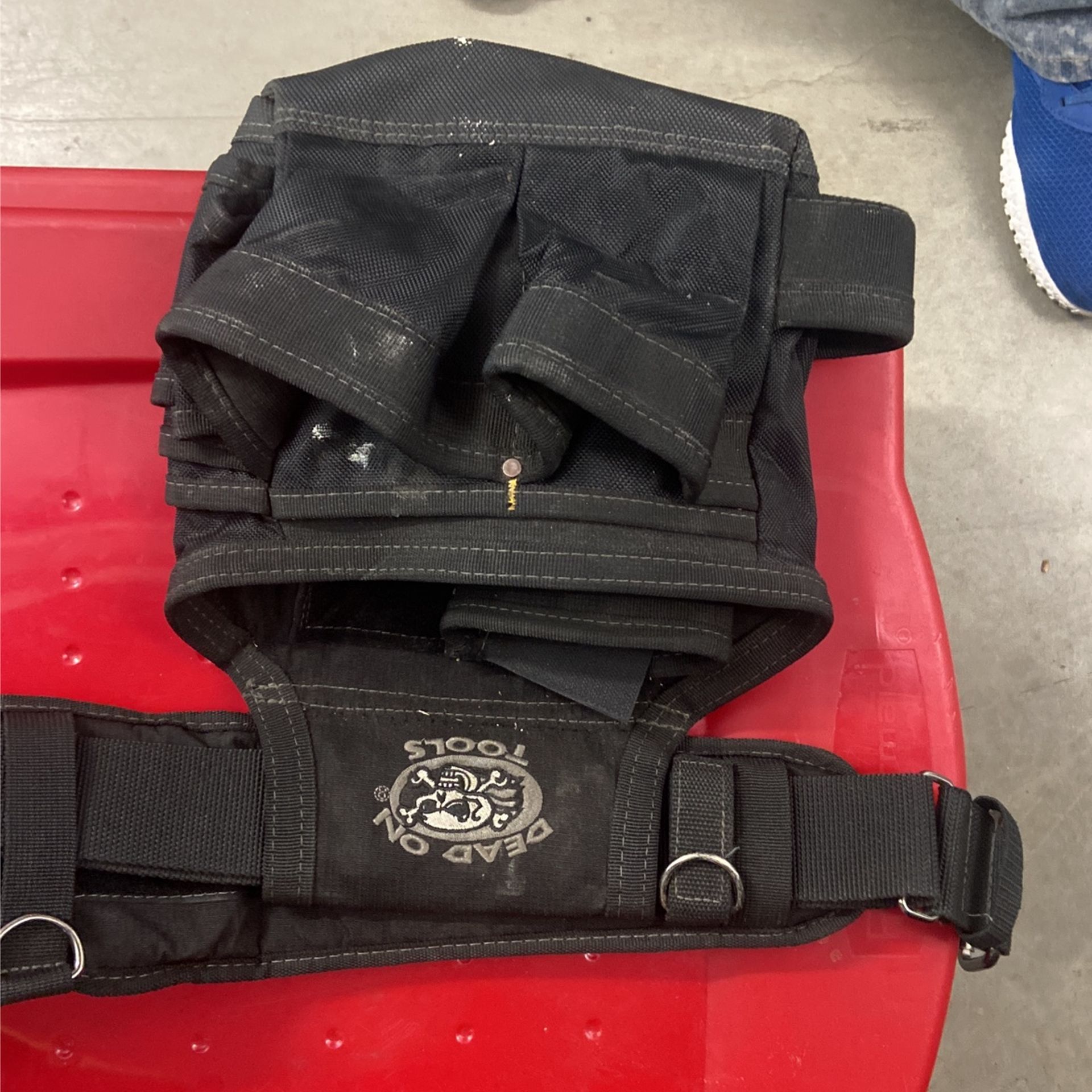 Dead  On Tools Work Belt Used 5 Times 
