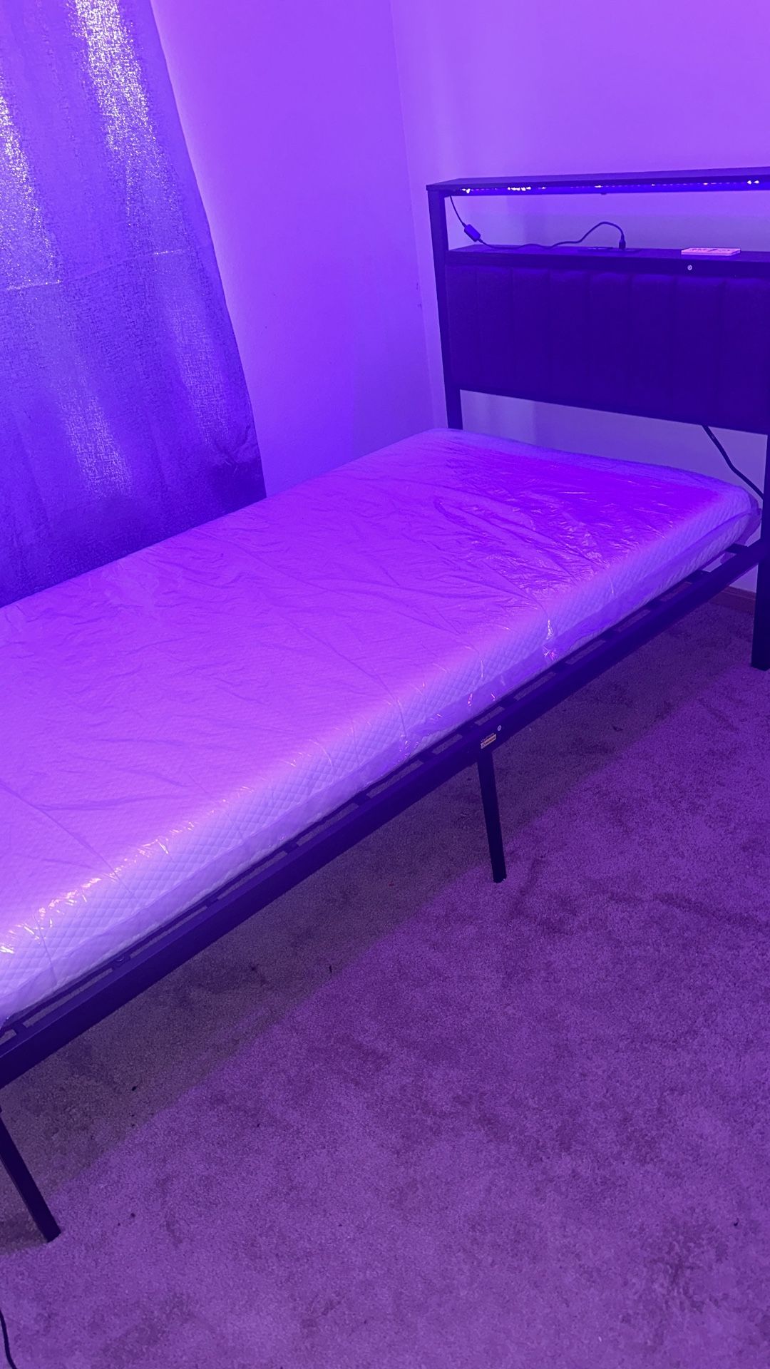 Twin Size Bed And Mattress