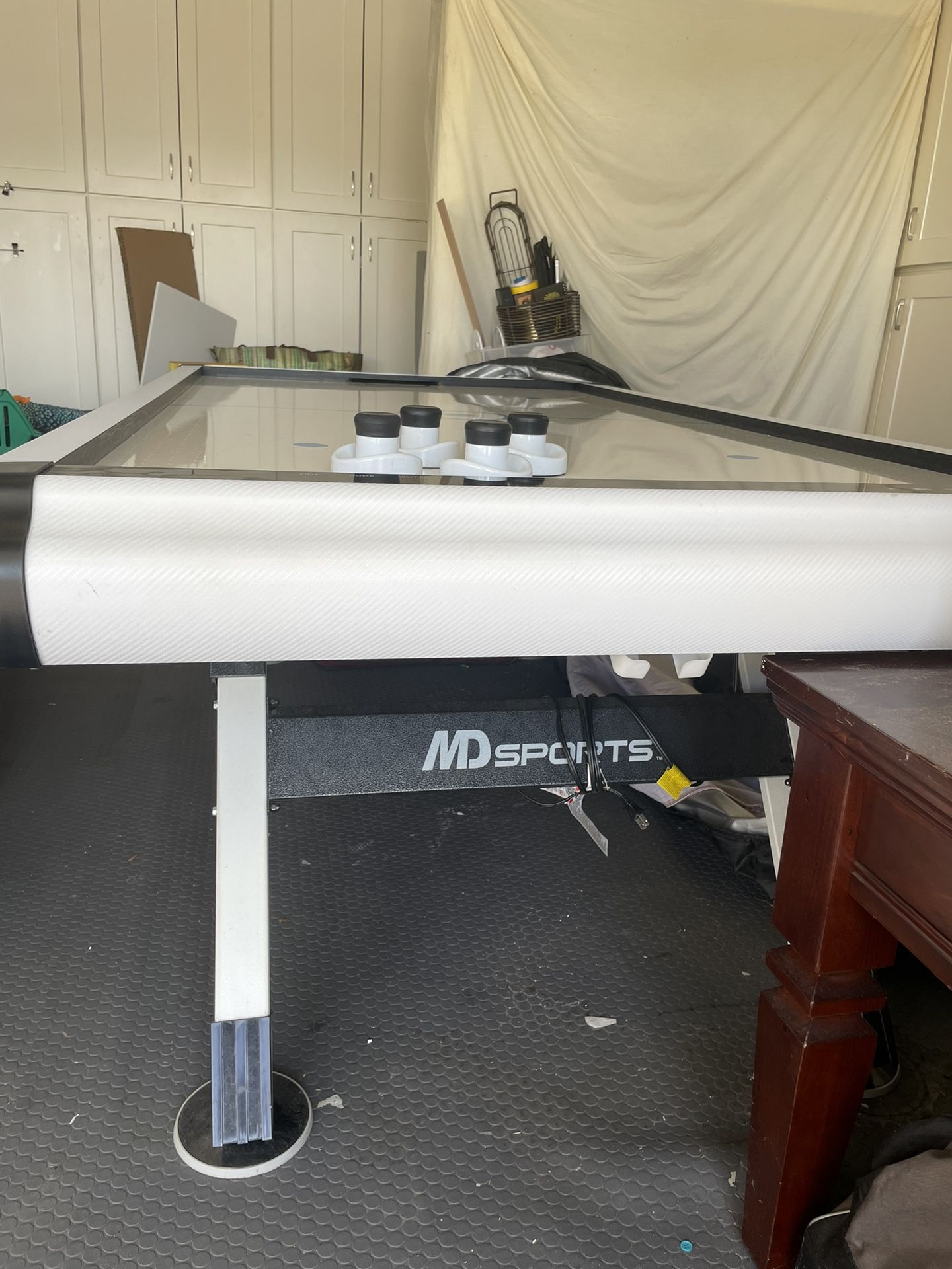 Air Hockey Table
