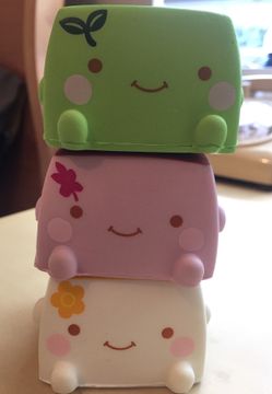 Hannari Tofu Squishies