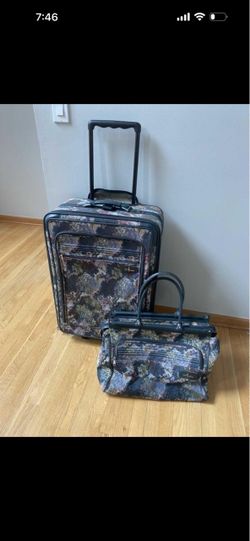 Atlantic 2 piece luggage set and bag set
