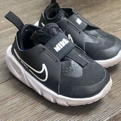 Toddler shoes 