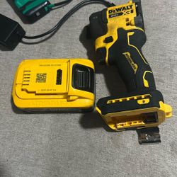 Dewalt XR Hydraulic Quiet Impact Driver With 20w Power Stack Battery 