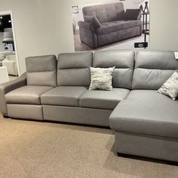 New Prescott Convertible Sectional W/ Power Recliner