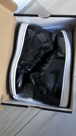 Air Jordan 1 Mid SE “Space Jam”