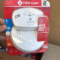 First Alert Smoke & Carbon Monoxide Protection