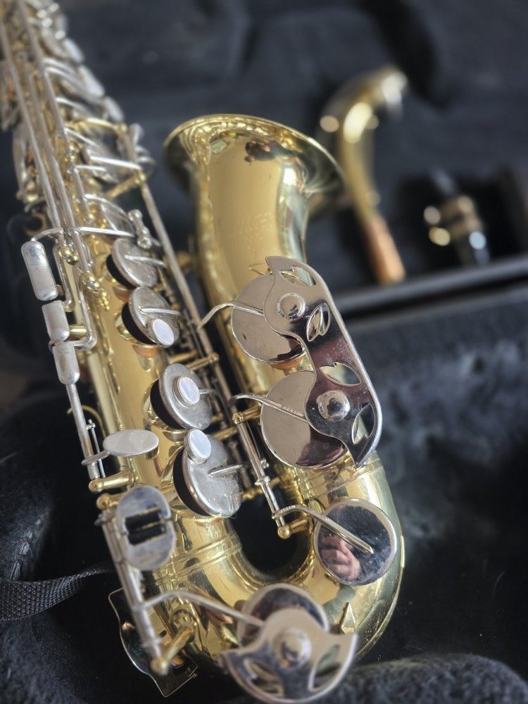 Selmer Alto SAX