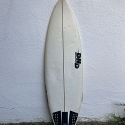 5’9 Short board Surfboard