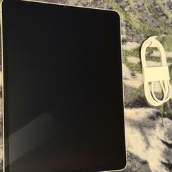 (IPad Pro (12.9-inch) (6th generation)