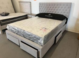 Bed for sale, ask for price! 