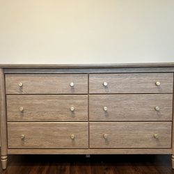 6-Drawer Dresser