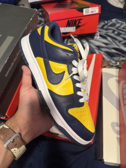 Nike Dunk Low Michigan
