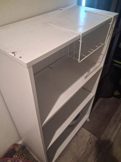 Dresser cabinet