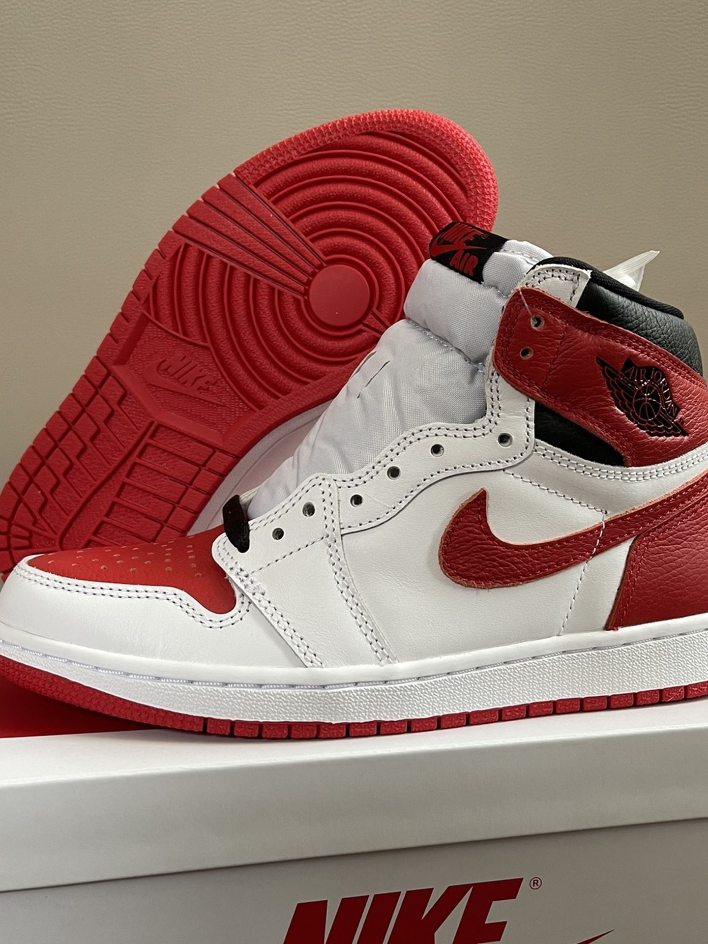 High Og Jordan University Red Black White Air Jordan Heritage