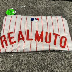 NWT Men's X-Large Philadelpia Phillies J.T. Realmuto White/ W Pinstripe Jersey.