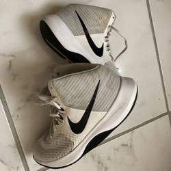 Nike Air Precision Shoes Size 9 Mens