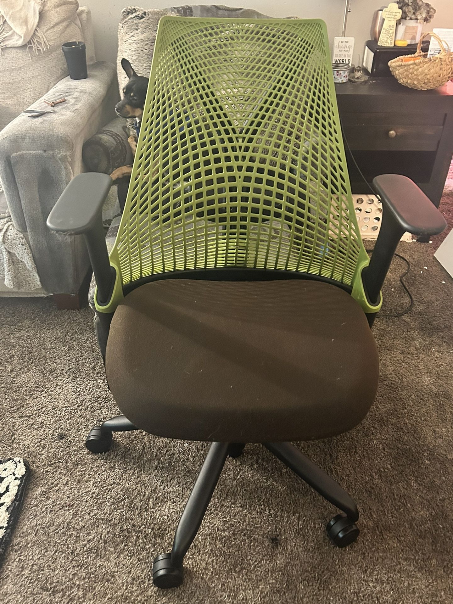 Herman Miller SAYL gaming/office Chair. Fully adjustable. Neon Green