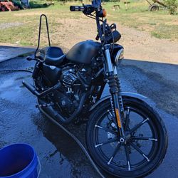 2016 Harley Davidson Iron 883