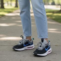 Air Max Nike Shoes (KIDS) Size 2Y