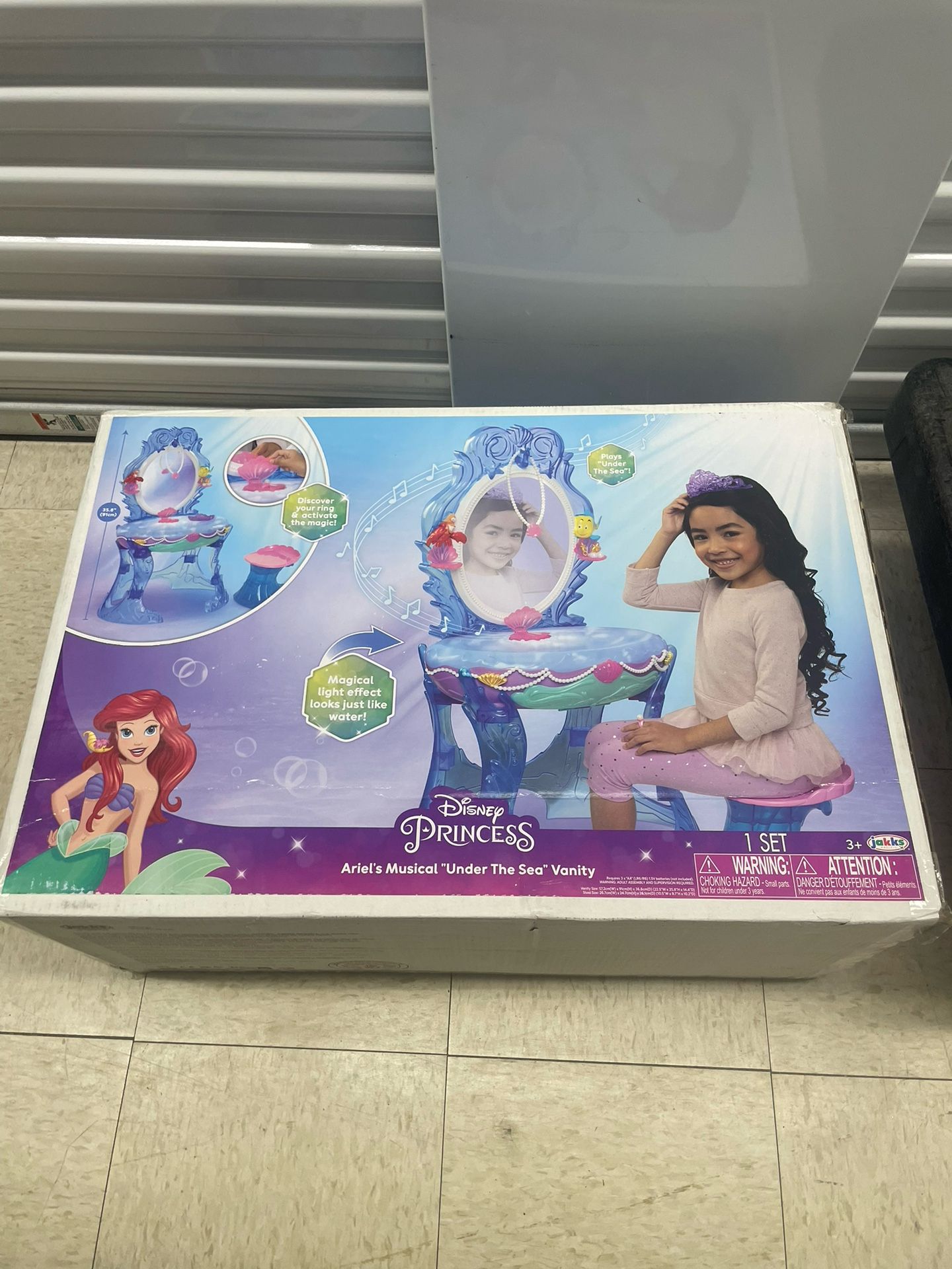 Disney Princess Ariel Vanity for Girls with Lights & Sounds, Plays "Under The Sea