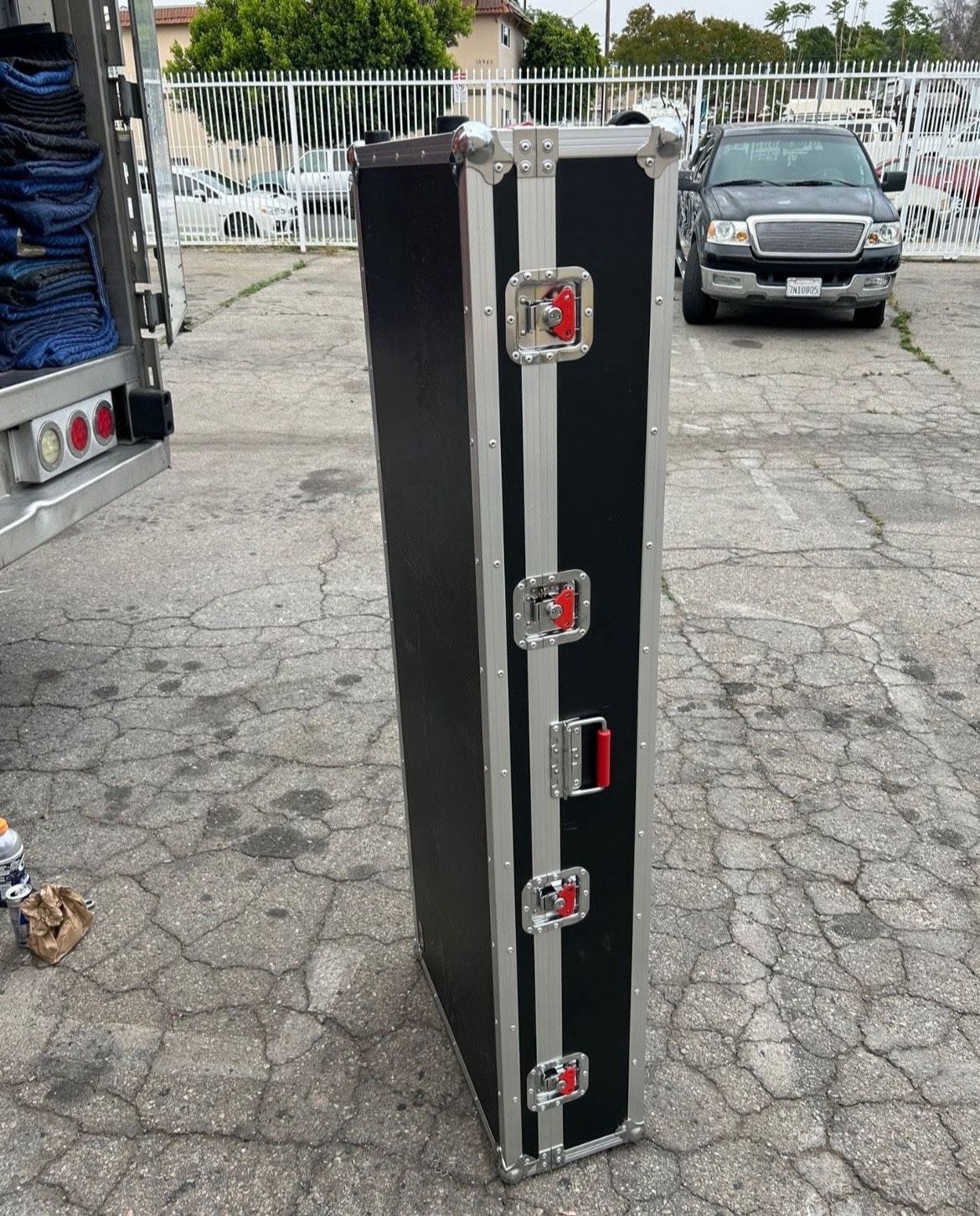 Open Box Gator G-Tour 88 Slim Keyboard Flight Case Level 2
