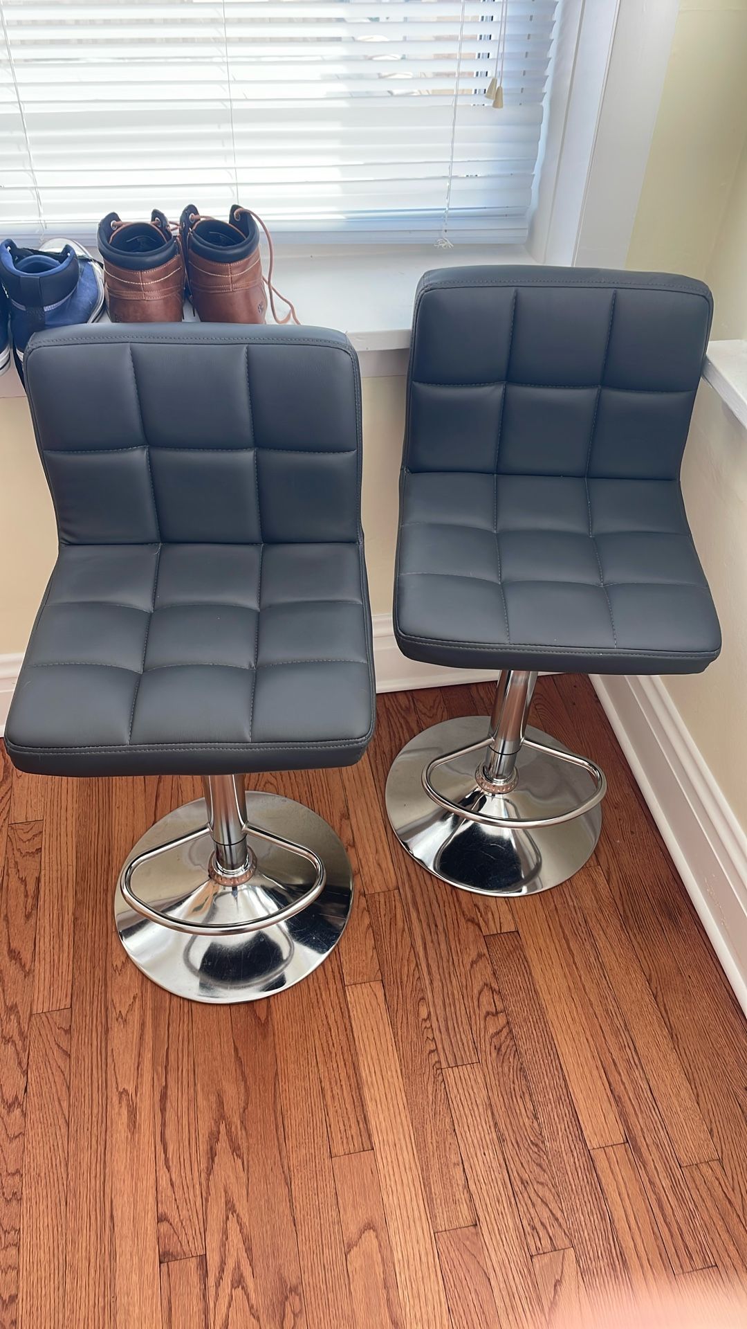 Adjustable Stools